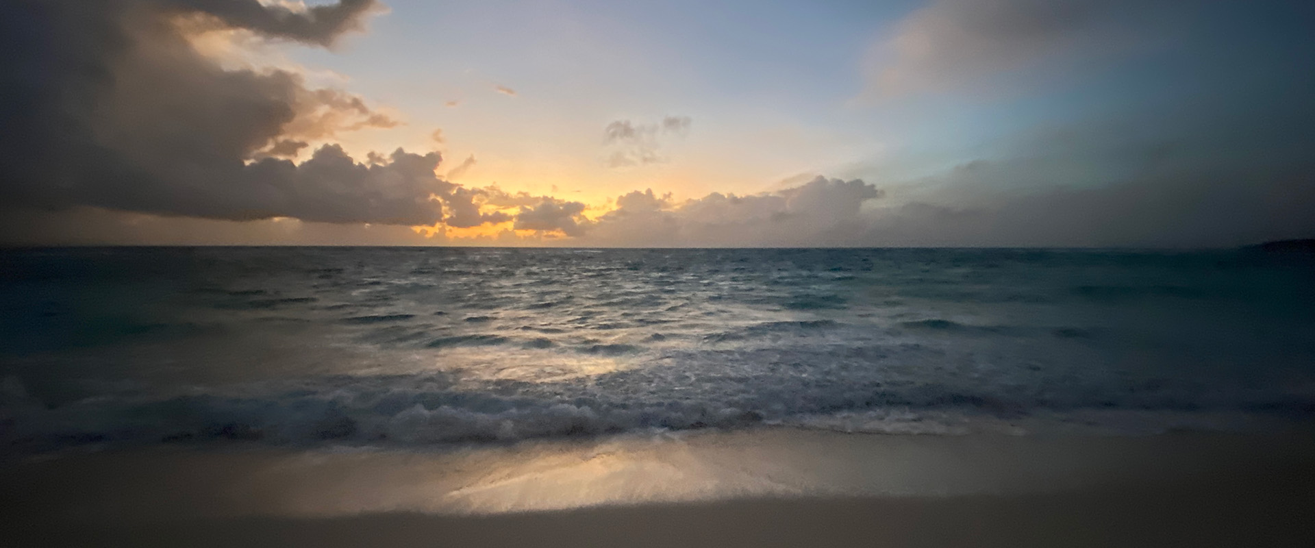Sunset along the Aruba shoreline near Fisherman's Huts